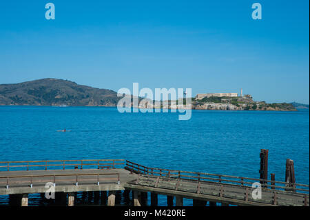 San Francisco, CA - Februar 03: San Francisco Maritime National Historical Park und Aquatic Park in San Francisco Bay Stockfoto