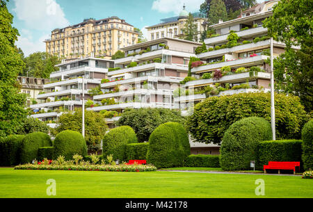 Reihenhäuser in der Innenstadt von Luzern, Schweiz Stockfoto