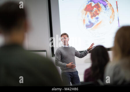 Lehrer geben, Vortrag an der Hochschule Stockfoto