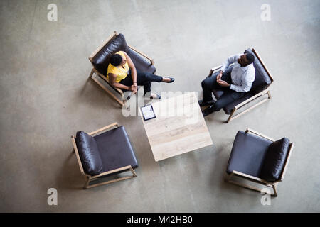 Overhead shot eines business meeting Stockfoto