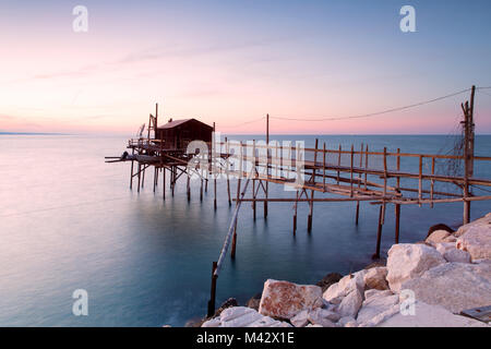 Europa, Italien, Molise, Campobasso, Termoli. Trabocchi Küste Stockfoto