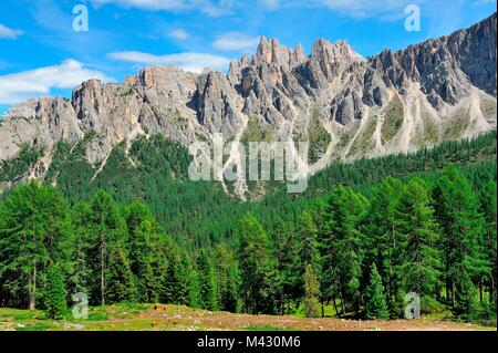 Ponta de Giau mount, San Vito di Cadore und Cortina d'Ampezzo Tal, Dolomiten, Provinz Belluno, Region Venetien, Italien Stockfoto