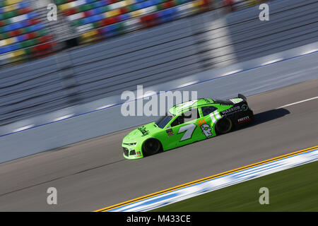 Daytona Beach, Florida, USA. 11 Feb, 2018. Februar 10, 2018 - Daytona Beach, Florida, USA: Danica Patrick (7) nimmt zu dem Titel für die Daytona 500 Daytona International Speedway in Daytona Beach, Florida zu üben. Credit: Justin R. Noe Asp Inc/ASP/ZUMA Draht/Alamy leben Nachrichten Stockfoto