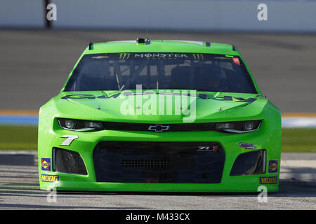 Daytona Beach, Florida, USA. 11 Feb, 2018. Februar 10, 2018 - Daytona Beach, Florida, USA: Danica Patrick (7) nimmt zu dem Titel für die Daytona 500 Daytona International Speedway in Daytona Beach, Florida zu üben. Credit: Justin R. Noe Asp Inc/ASP/ZUMA Draht/Alamy leben Nachrichten Stockfoto