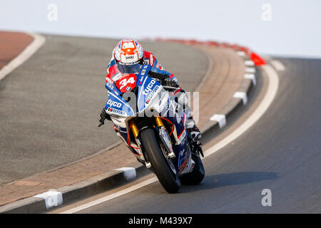 Datei PICS: 14 Feb, 2018. Foto: Antrim, Nordirland. Donnerstag, 11 Mai, 2017. Alastair Seeley, der erfolgreichste Fahrer in der Geschichte der Opel International North West 200 Mit 21 Siegen, Rennen Tyco auf BMW in der Superbike und Superstock Rennen bei der diesjährigen Veranstaltung am 13-19. Dies wird der 38jährige siebte Staffel laufen, unter dem Banner von Philip und Hector Neills TAS Racing Team und Seeley hat seinen Anblick fest auf Superbike Herrlichkeit. Credit: Graham Service/Alamy leben Nachrichten Stockfoto