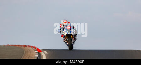 Datei PICS: 14 Feb, 2018. Foto: Antrim, Nordirland. Donnerstag, 11 Mai, 2017. Alastair Seeley, der erfolgreichste Fahrer in der Geschichte der Opel International North West 200 Mit 21 Siegen, Rennen Tyco auf BMW in der Superbike und Superstock Rennen bei der diesjährigen Veranstaltung am 13-19. Dies wird der 38jährige siebte Staffel laufen, unter dem Banner von Philip und Hector Neills TAS Racing Team und Seeley hat seinen Anblick fest auf Superbike Herrlichkeit. Credit: Graham Service/Alamy leben Nachrichten Stockfoto