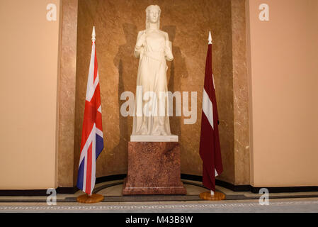 Riga, Lettland. 14 Feb, 2018. John Bercow, der Sprecher des britischen Unterhauses trifft sich mit Premierminister der Republik Lettland Maris Kucinskis. Regierung von Lettland. Credit: gints Ivuskans/Alamy leben Nachrichten Stockfoto