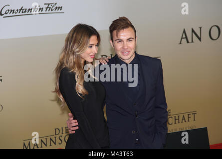 Mario Götze und seine Freundin Ann-Kathrin Brömmel Stockfoto