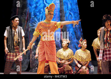 Mak Yong oder MAK-yung ist eine traditionelle Form des Tanzes - Drama aus dem Norden von Malaysia, besonders der Staat Kelantan Stockfoto