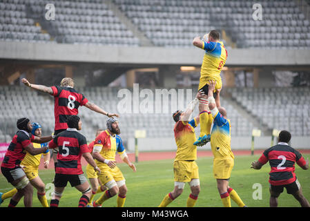 CLUJ Napoca, Rumänien - 10. Februar: Die nationalen Rugby Team von Rumänien gegen Deutschland spielen beim Rugby World Cup Qualifier Match in Cluj Arena Stockfoto