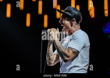 Anthony Kiedis von den Red Hot Chili Peppers live in Zürich 2016 Stockfoto