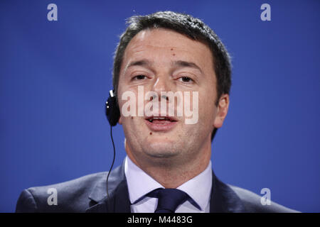 Merkel trifft neuen italienischen Ministerpräsidenten Renzi in Berlin. Stockfoto