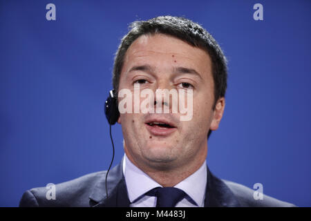 Merkel trifft neuen italienischen Ministerpräsidenten Renzi in Berlin. Stockfoto