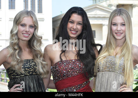 Germany's Next Topmodel Top 3 Photocall Berlin Stockfoto