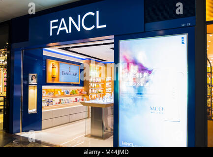 Hong Kong - 11. Februar 2018: Fancl shop in Hongkong. FANCL Corporation ist ein börsennotiertes Unternehmen in Yokohama City, Japan gegründet. Stockfoto