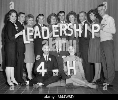 Chicago - Bereich High School Studenten in 4-H posieren für ein Gruppenfoto, ihre Führungsqualitäten zu verkünden, Ca. 1964. Stockfoto
