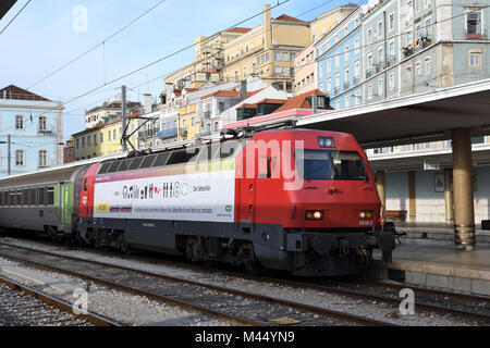 Klasse 5600 elektrische Lokomotive; 5618-2; Santa Apolonia Bahnhof; Lissabon; Portugal; Stockfoto