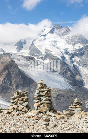 Übersicht der Diavolezza und Pers Gletscher und Piz Bernina, St. Moritz, Kanton Graubünden, Engadin, Schweiz Stockfoto