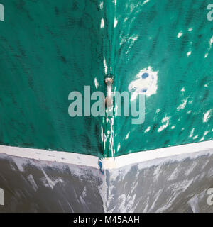 Bunte Front-auf-Segelboot Bug Stockfoto