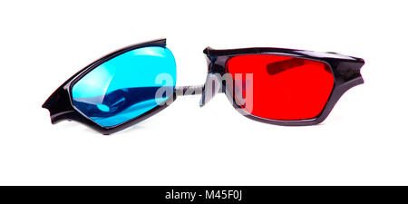 Gebrochen 3D Dreidimensionale Gläser isoliert auf weiss Stockfoto