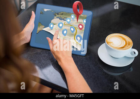 Zusammengesetztes Bild Nahaufnahme des Navigationsmarker Stockfoto