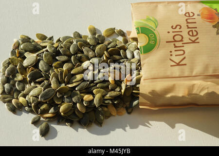 Cucurbita pepo var. styriaca, Steirische Ölkürbis, Samen Stockfoto