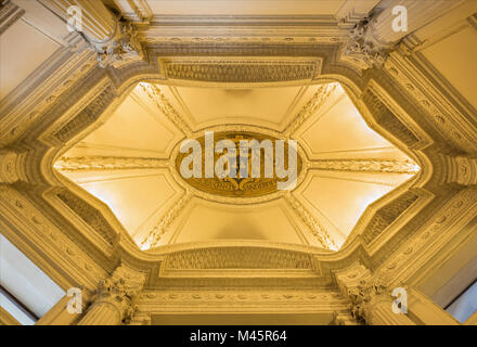 Rom, Italien, 10. MÄRZ 2016: die Kuppel der Kirche Chiesa di San Carlo alle Quattro Fontane vom Architekten Francesco Borromini (1634). Stockfoto