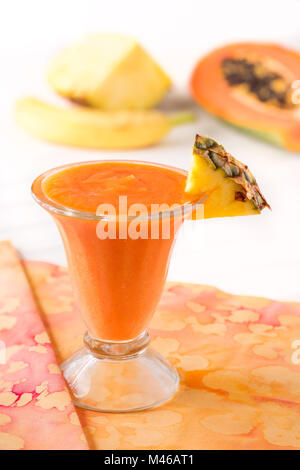 Mango Ananas Smoothie Stockfoto