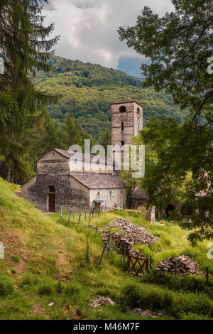 Abbazia di San Benedetto Val Perlana, Perlana Tal, in der Provinz Como, Lombardei, Italien, Europa Stockfoto