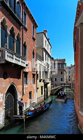 Venedig, Venetien/Italien - 2011/12/05: Stadtzentrum Venedig - Kanäle und Wohnhäusern der Stadtteil San Marco Stockfoto