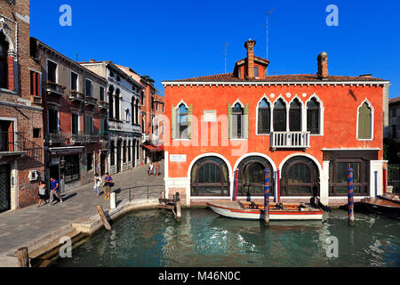 Venedig, Venetien/Italien - 2011/12/05: Stadtzentrum Venedig - Palazzo bauten auf der Fondamenta Gaffaro Stockfoto