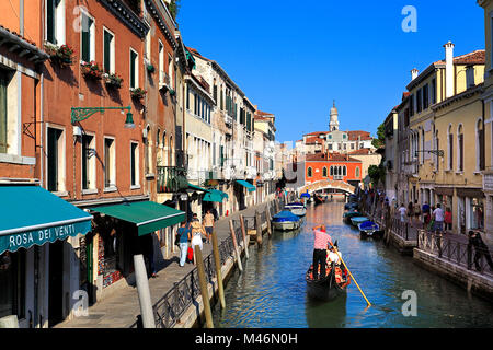 Venedig, Venetien/Italien - 2011/12/05: Stadtzentrum Venedig - Palazzo bauten auf der Fondamenta Gaffaro Stockfoto