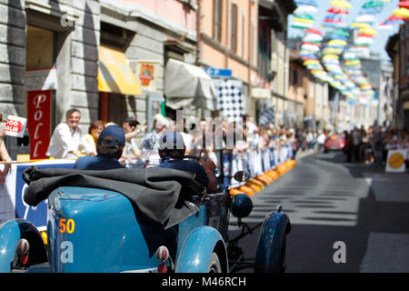 Ospitaletto, Italien. Am 21. Mai 2017. Crew komponiert von Hitoshi Uemura und Jun Nishikawa aus Japan mit ihrem Modell Auto, Bugatti Typ 40 1928, alon Stockfoto