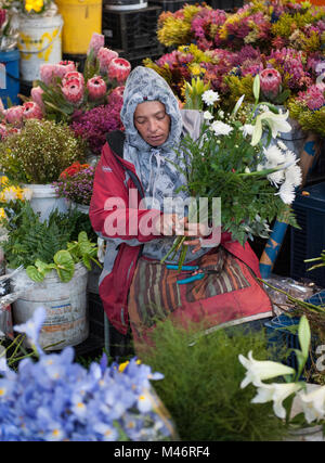 Südafrika Kapstadt Cape Malay Blume Verkäufer Adderley Street Blumenmarkt Stockfoto