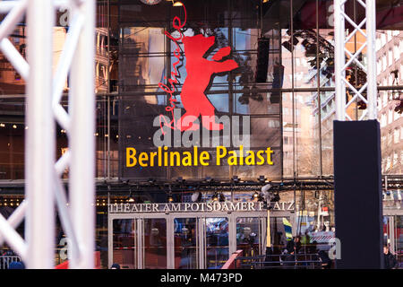 Berlin, Deutschland. 14. Februar, 2018. Berlinale Filmfestival Constrution am Potsdamer Platz in Berlin am 14. Februar 2018 Credit: Stefan Papp/Alamy leben Nachrichten Stockfoto