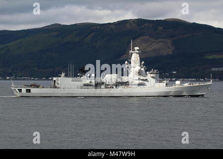 BNS Louise-Marie (F931), Karel Doorman-Klasse Fregatte von der Belgischen Marine betrieben, Pässe Gourock bei Ihrer Ankunft für Übung gemeinsame Krieger 17-2. Stockfoto