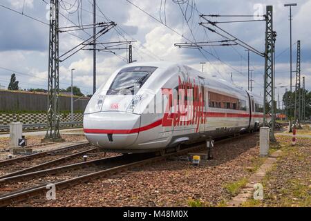 Deutsche Bahn: ICE4 - Neue Highspeed Zug der Deutschen Bahn. Stockfoto