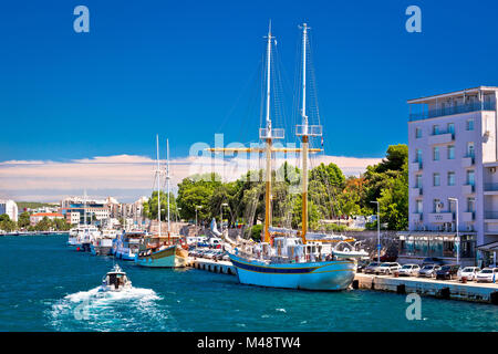 Schiffe in Zadar hafen anzeigen Stockfoto