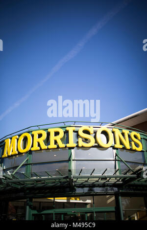 Die Außenseite des Morrisons Supermarkt, Whitefield, Manchester Stockfoto