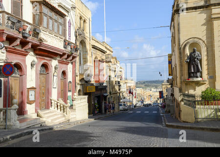 Victoria, Malta - 30. Oktober 2017: Leute, die in der Zitadelle von Victoria auf der Insel Gozo, Malta Stockfoto