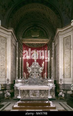 Innenraum der Metropolitan Kathedrale Mariä Himmelfahrt in Palermo. Stockfoto