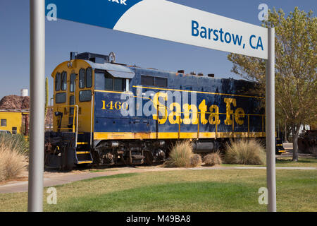 Pensionierte Santa Fe switcher Lokomotive SFRD 1460 am westlichen Nordamerika Railroad Museum, Barstow, Kalifornien, USA Stockfoto