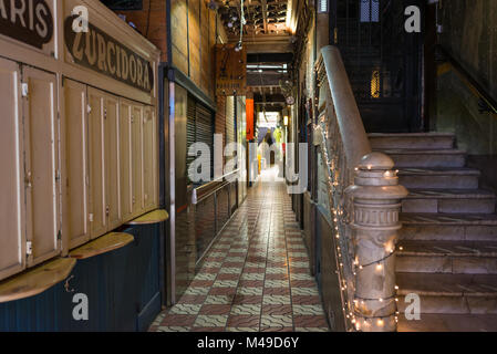 Bodega und Bier Bars in der Bar Pasajes in Barcelona Stockfoto