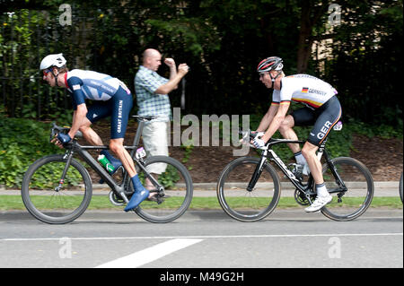 Olympischen Spiele 2012. Mens Straße Rennen. Epsom. 28.07.2012. Bradley Wiggins, British Tour de France Sieger, vor Stockfoto