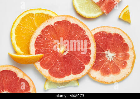 Mischen Sie frisch geschnittenen Orange, Zitrone und grapefruit Stockfoto
