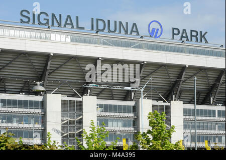 Signal Iduna Park, der Heimat des Fußballvereins Borussia Dortmund, Dortmund, Nordrhein-Westfalen, Deutschland. 7. Mai 2015 © wojciech Strozyk/Alamy Stoc Stockfoto