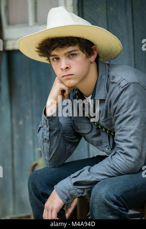 Männliches Modell Schießen, Cowboy Stockfoto