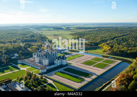 Luftaufnahme des Chateau de Chambord, ein Renaissance Schloss registriert als UNESCO-Weltkulturerbe und National Historic Landmark (Französisch Ò Stockfoto