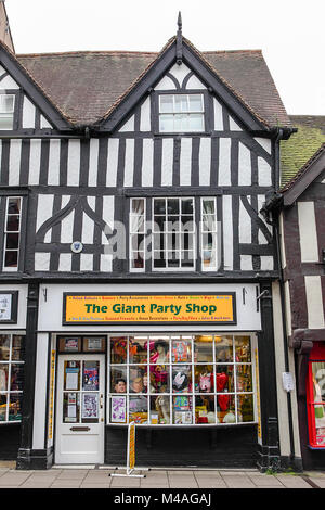 Die riesige Party Shop in Mardol, Shrewsbury. Stockfoto