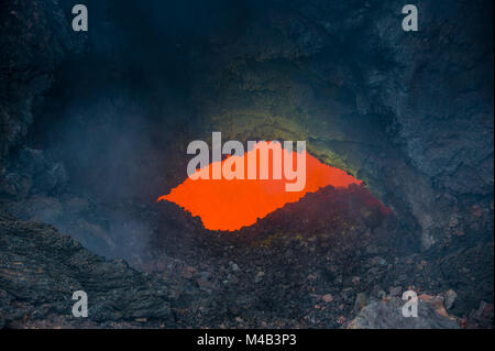 Aktive Magma in einem Bach unterhalb des Tolbachik Vulkan, Kamtschatka, Russland Stockfoto